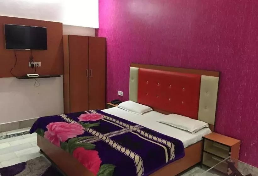 Pension  Radha Swami