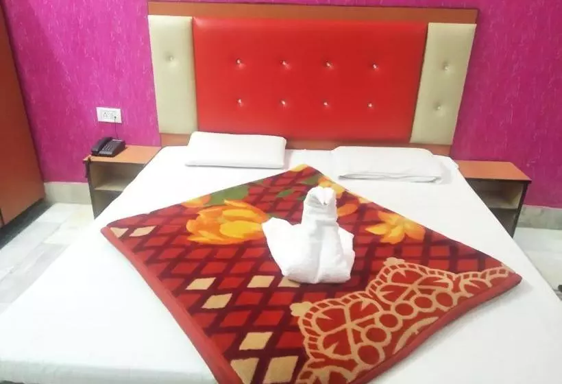 Pension  Radha Swami