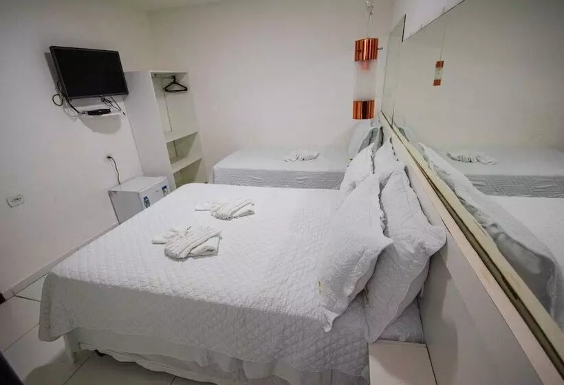 ユースホステル Pousada Dos Cabanos