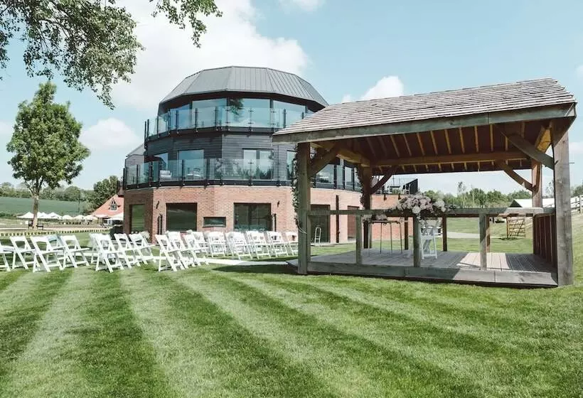 Cave Hotel & Golf Resort