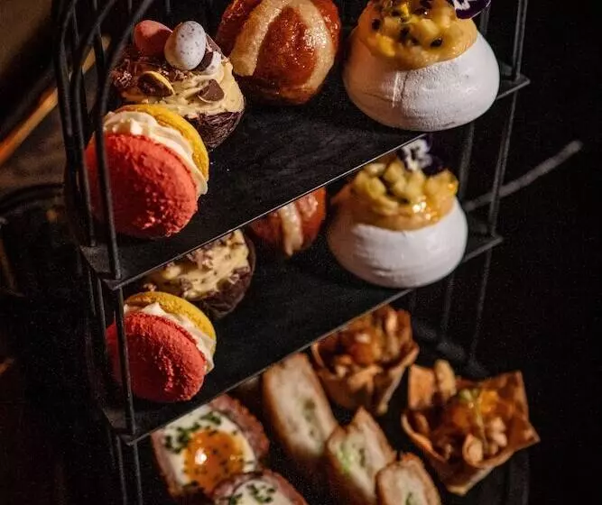 Cave Hotel & Golf Resort