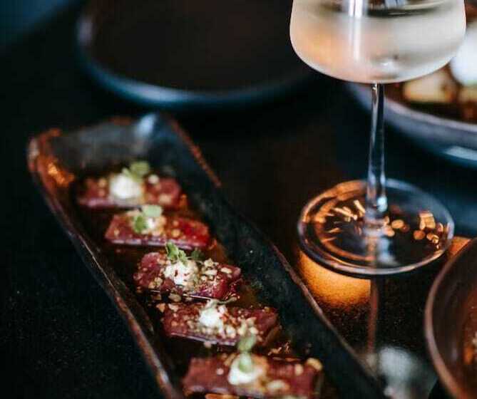 Cave Hotel & Golf Resort