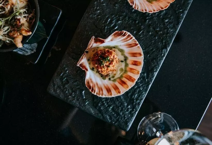 Cave Hotel & Golf Resort