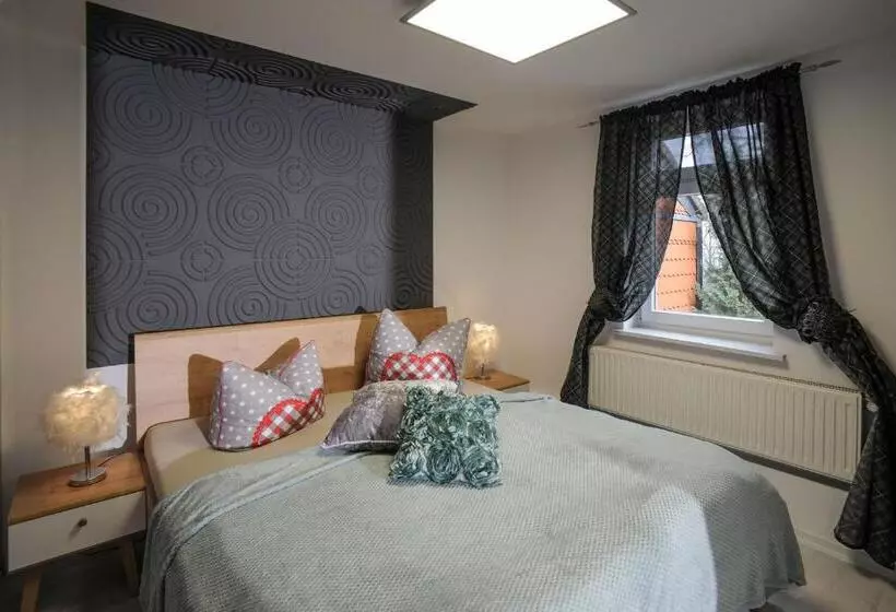 Designpension Traumschloss Hotel Garni