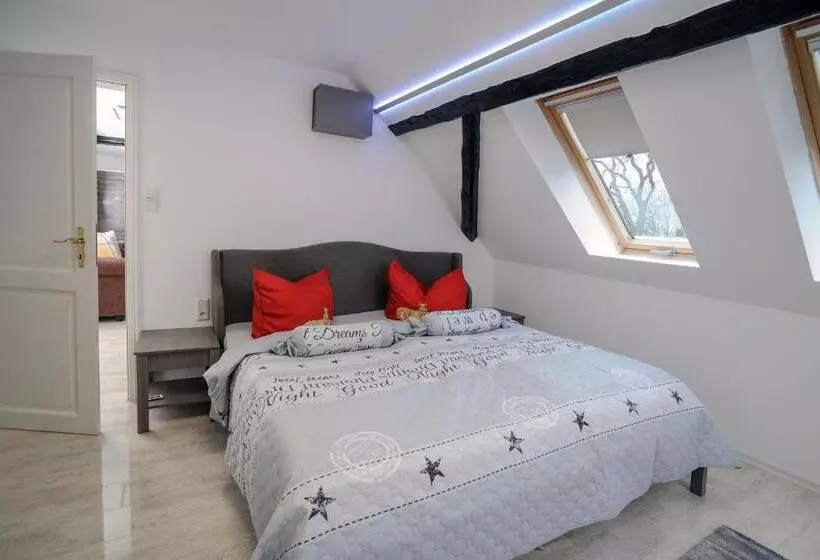 Designpension Traumschloss Hotel Garni