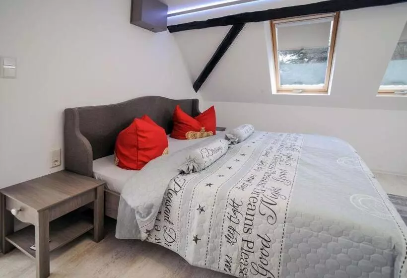 Designpension Traumschloss Hotel Garni