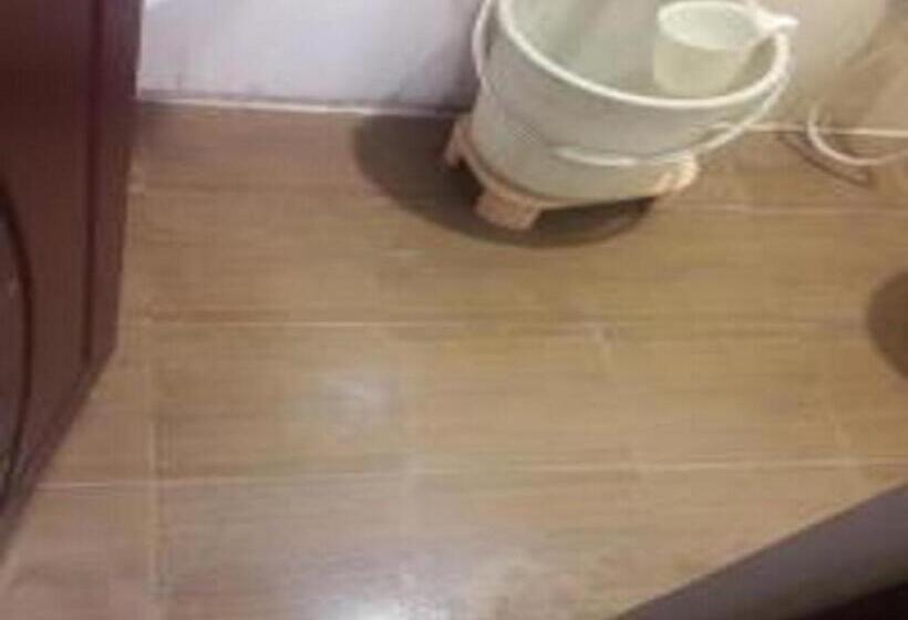 בית מלון כפרי Ramco Residency A/c