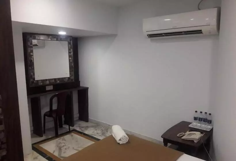 Hotelli Ramco Residency A/c