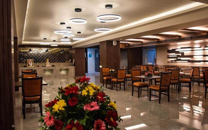 בית מלון כפרי Siara Styles Amba Suites, Gandhinagar