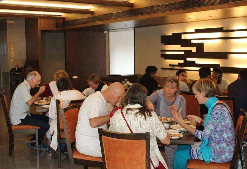 בית מלון כפרי Siara Styles Amba Suites, Gandhinagar