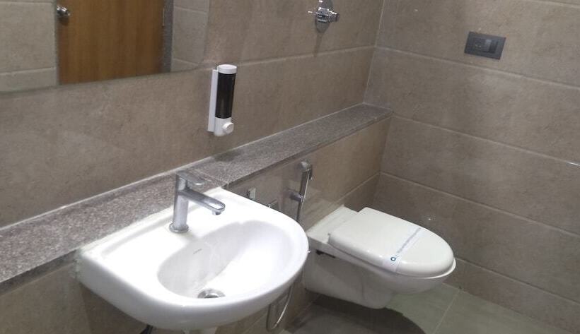 בית מלון כפרי Siara Styles Amba Suites, Gandhinagar