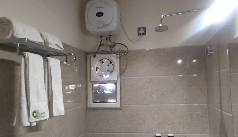 בית מלון כפרי Siara Styles Amba Suites, Gandhinagar