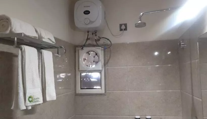 ホテル Siara Styles Amba Suites, Gandhinagar