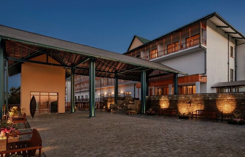 فندق Taj Theog Resort & Spa Shimla