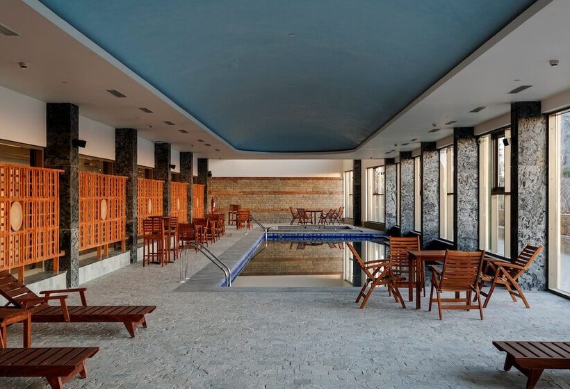 فندق Taj Theog Resort & Spa Shimla