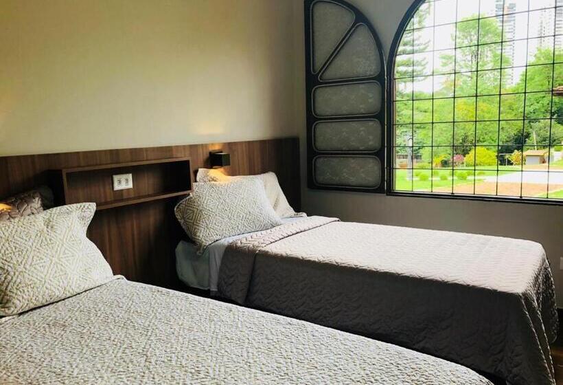 پانسیون Hostel Slg