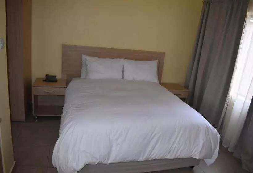 Pensão Wadonda Suites