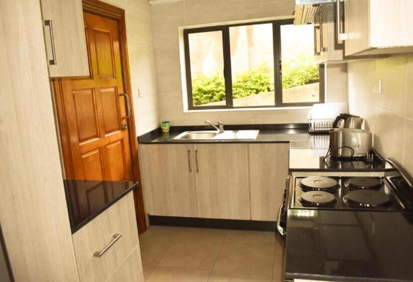 بنسيون Wadonda Suites