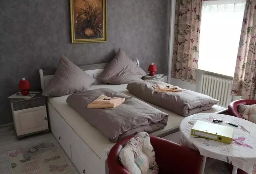 Aamiaismajoitus (B&B) Pension Fernblick