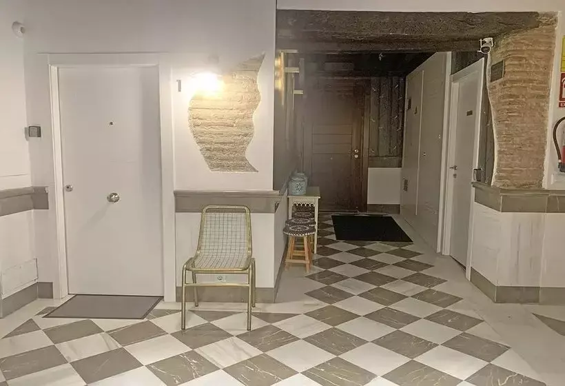 Estudio Real Suites 3000