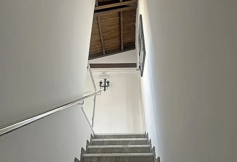 Estudio Real Suites 3000