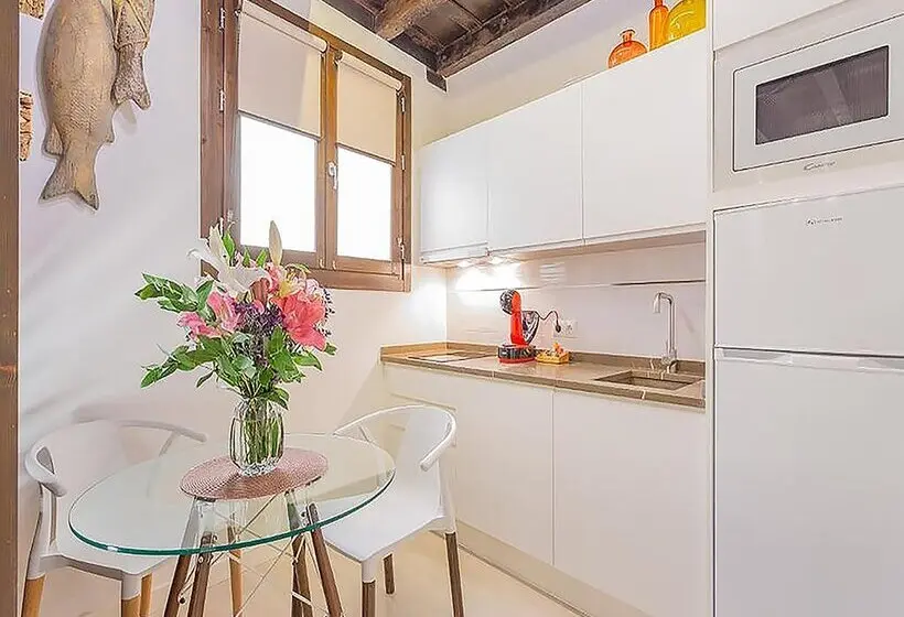 Estudio Real Suites 3000