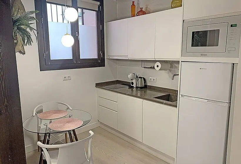 Estudio Real Suites 3000