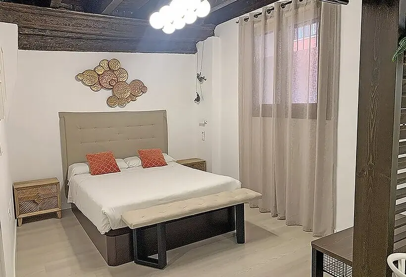 Estudio Real Suites 3000