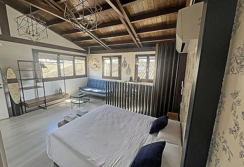 Estudio Real Suites 3000