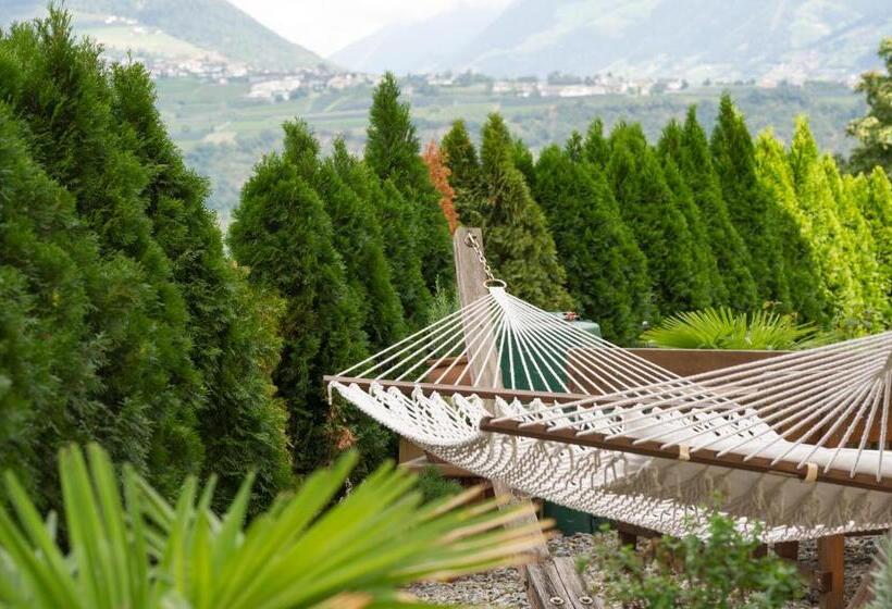 تختخواب و صبحانه Garden Suite Faselehof