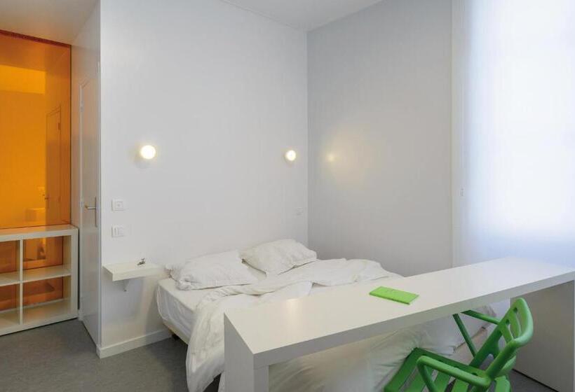 فندق Continental