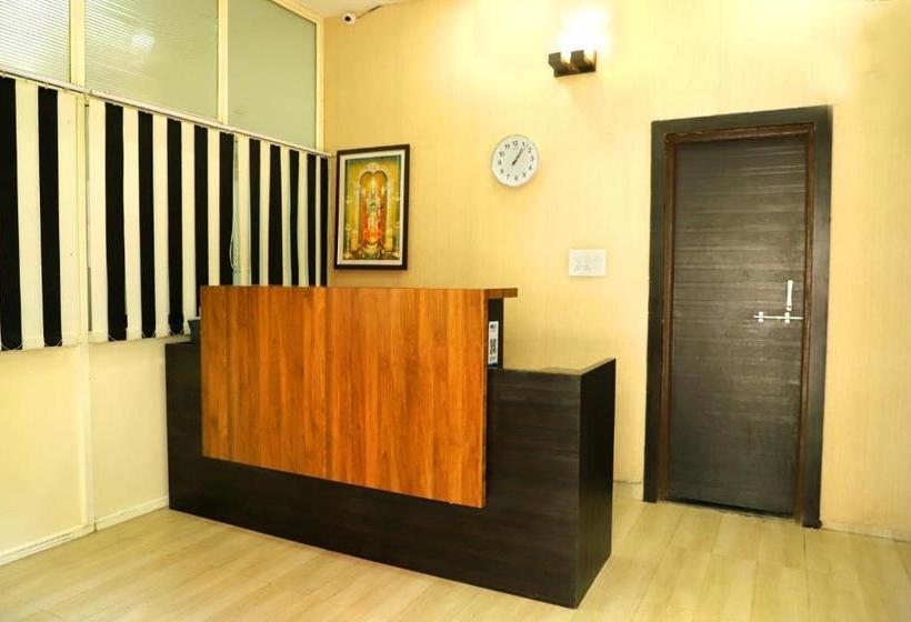 Hôtel Treebo Trip Kanak Villa