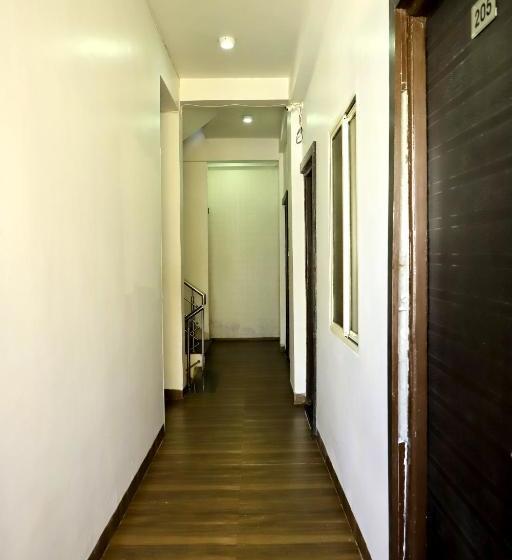 Hôtel Treebo Trip Kanak Villa