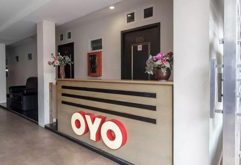 ホテル Oyo 294 Andrea Residence Syariah