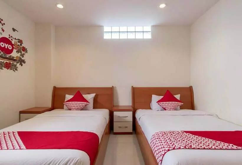 ホテル Oyo 294 Andrea Residence Syariah