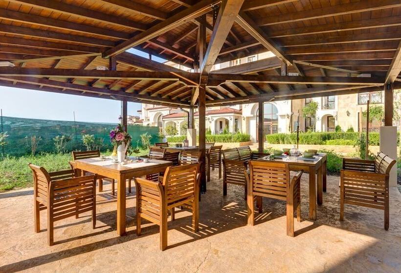 Poseidon Vip Residence Club Balneo & Spa Resort