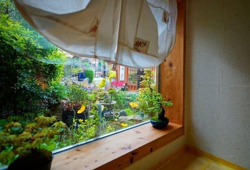 Pension (Hôtel basse catégorie) Keunsu S Chogajib