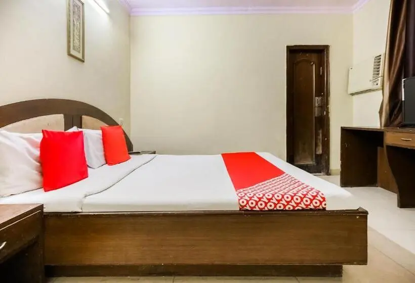 Hotelli O By Oyo Angad Continental