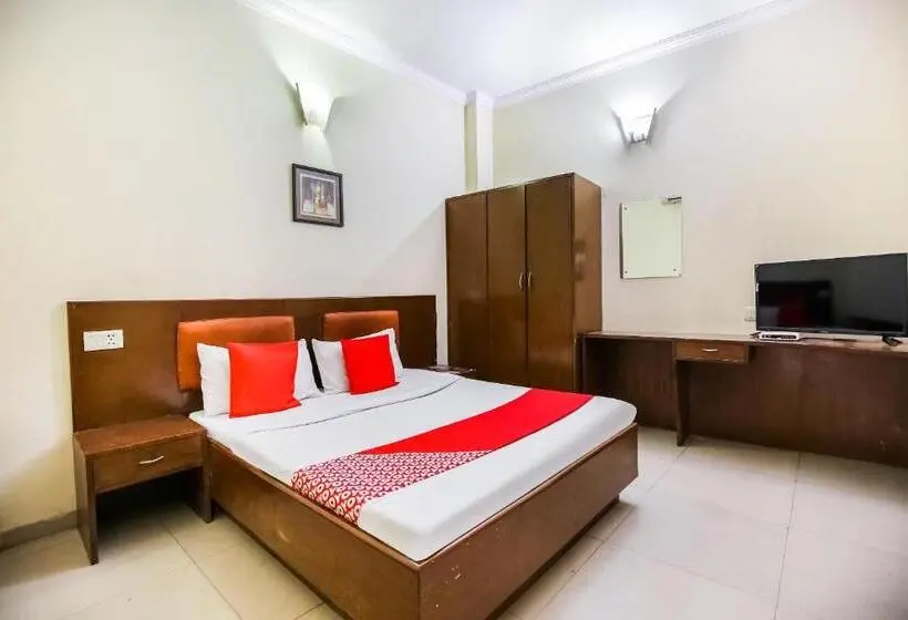Hotelli O By Oyo Angad Continental