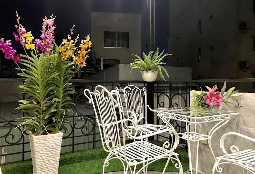 تختخواب و صبحانه Louis Hotel   Bui Vien Walking Street