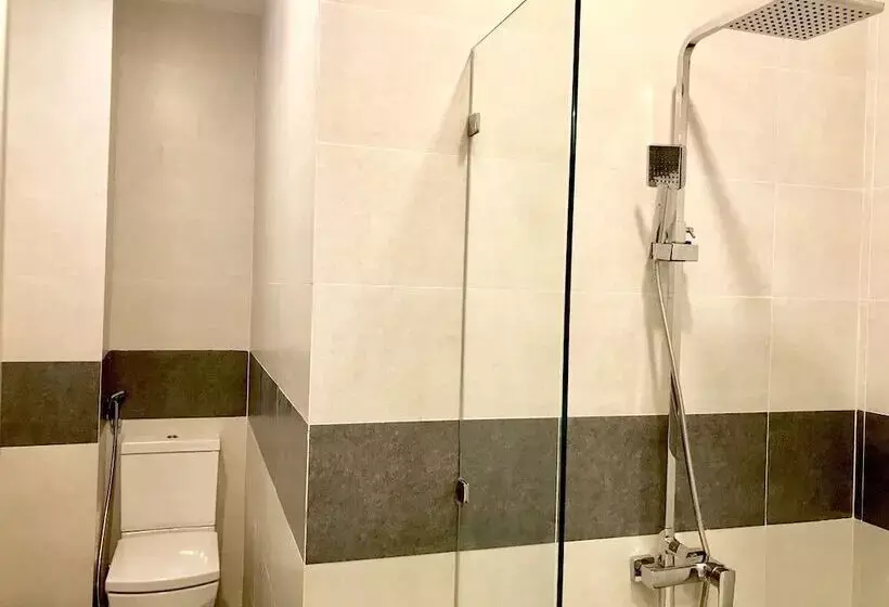 تختخواب و صبحانه Louis Hotel   Bui Vien Walking Street