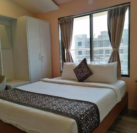 Hotelli Pooja Villa Suites Rooms And Pool, Igatpuri