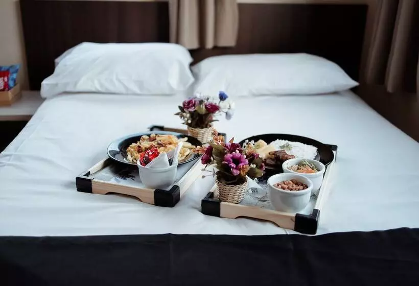 Paris Hotel By H Hotéis   Business