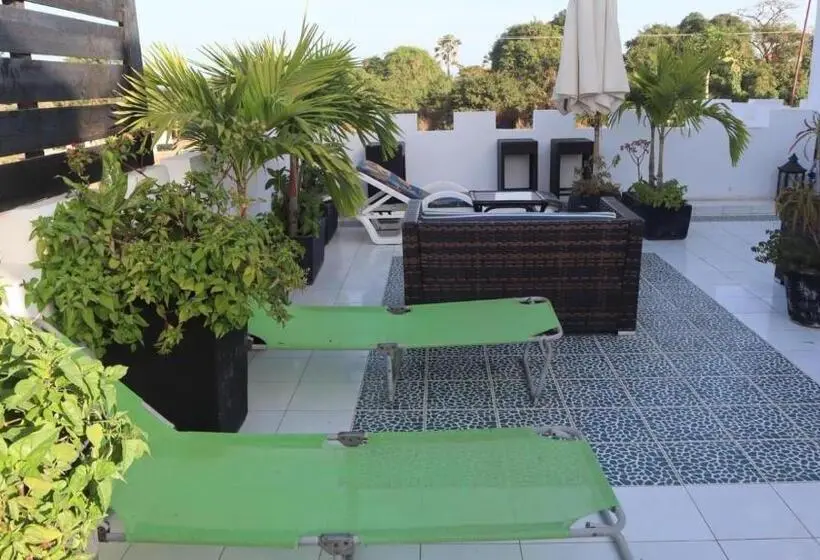 پانسیون Butterfly Lodge