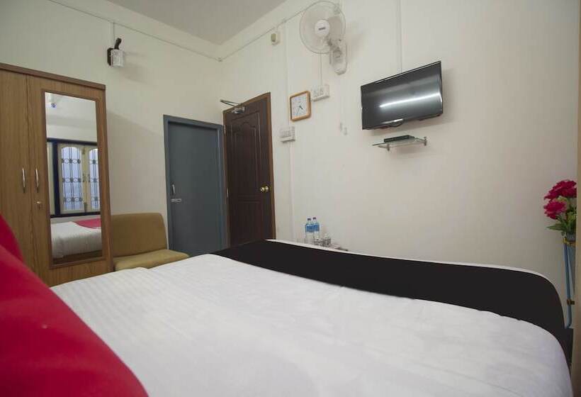 Capital O 24942 Hotel Lhasa