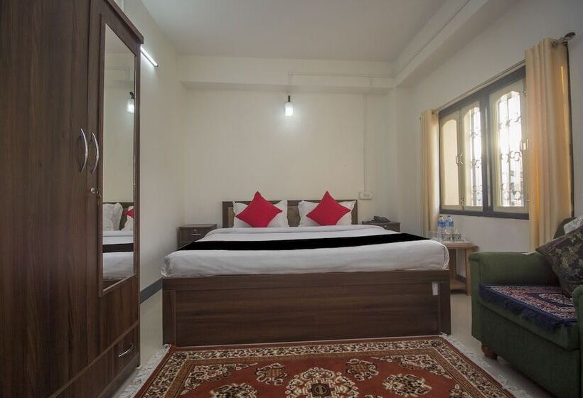 Capital O 24942 Hotel Lhasa