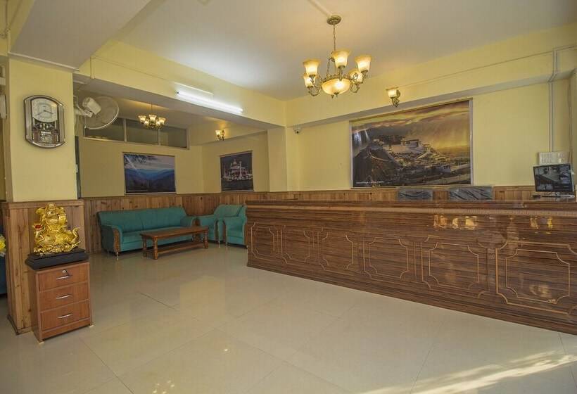 Capital O 24942 Hotel Lhasa