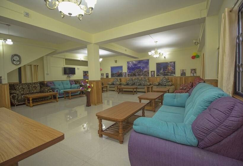 Capital O 24942 Hotel Lhasa