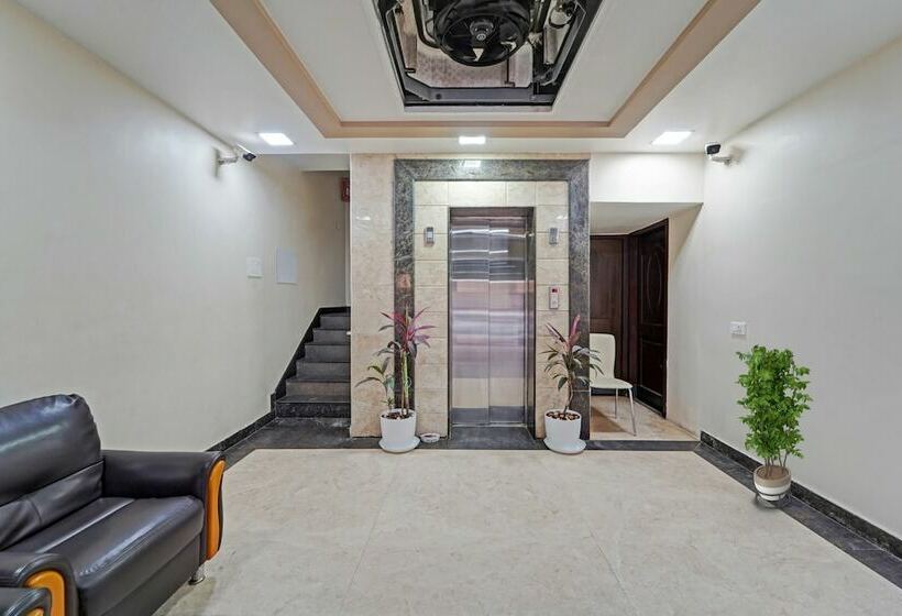 Fabhotel Chennai Palace Nr Mgr Memorial & George Town