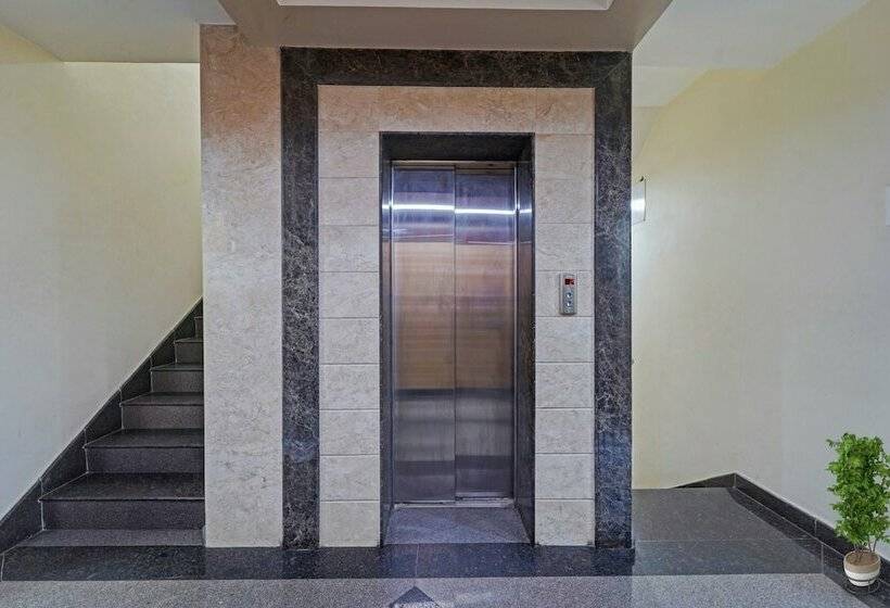 Fabhotel Chennai Palace Nr Mgr Memorial & George Town